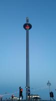 Brighton - British Airways i360 - Eine neue Attraktion an der belebten Promenade