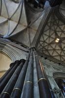 Salisbury Cathedral - Schiefe Pfeiler