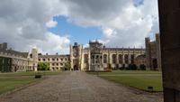 010 Cambridge, Trinity College-Innenhof