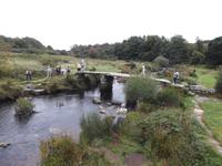 Clapper Bridge bei Postbridge, Dartmoor