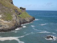 Ruinen der Burg Tintagel, des sagenhaften Geburtsortes von König Artus