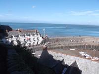 Clovelly hat heute noch seine Kaimauer aus dem 14. Jh. 