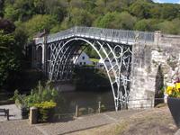 Ironbridge, erste (guss)eiserne Brücke der Welt