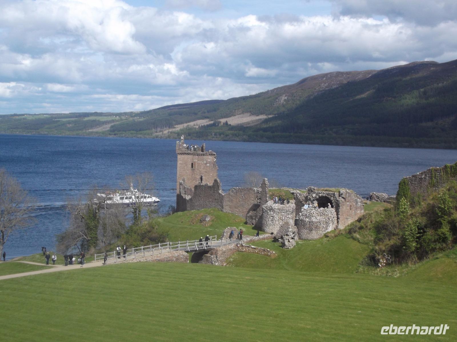 Urqhardt Castle am Loch Ness