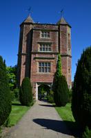 121 Sissinghurst Place and Garden