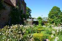 129 Sissinghurst Place and Garden