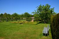 212 Penshurst Place and Garden