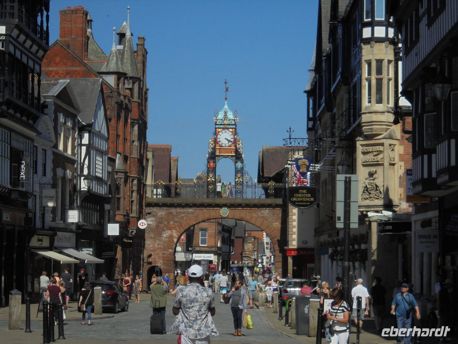 Chester, Victoria-Uhr in der Innenstadt