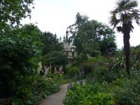 Garten vor dem Royal Pavillon