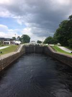 ein Schiff wird geschleust