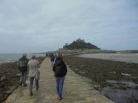 unterwegs zum St. Michael's Mount auf dem nur bei Ebbe passierbaren Dammweg
