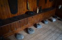 123 Newtonmore, Highland Folk Museum, Curlingsteine
