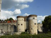 Tower - Haupteingang