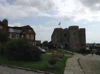 zwei alte Stadttürme