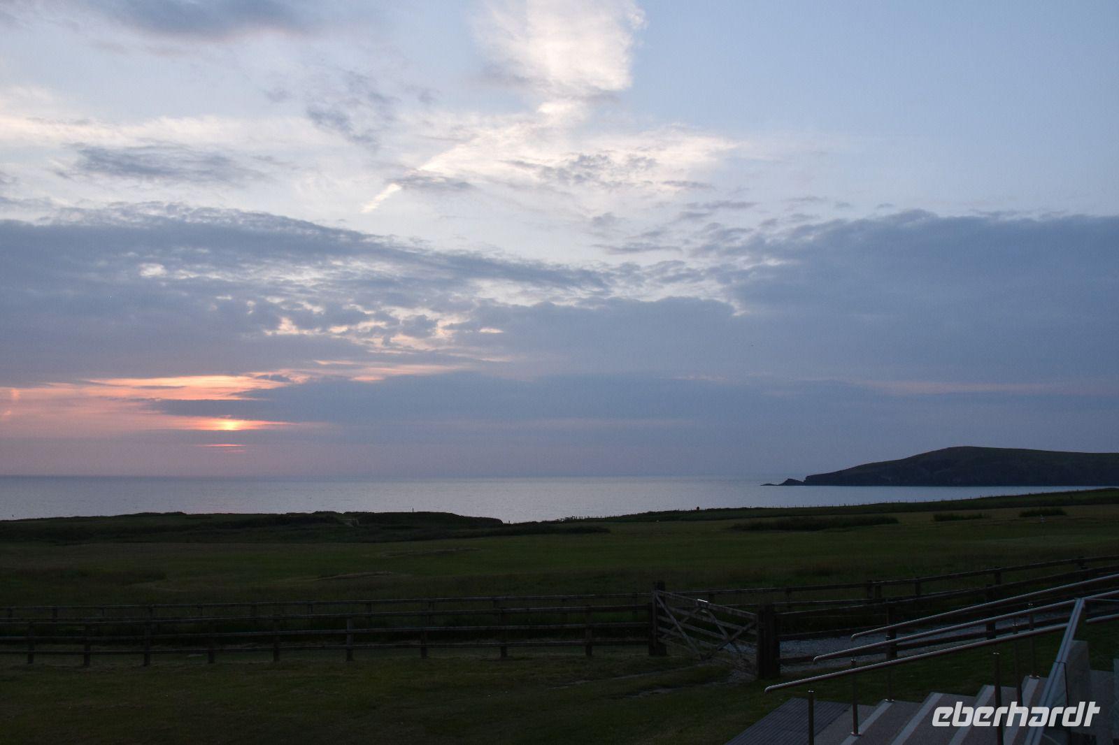 0692 Cardigan, Cliff Hotel