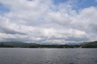 0728 Lake Windermere bei Ambleside mit Scafell Pike