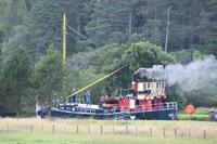 1705 Dampfkahn im Kaledonischer Kanal