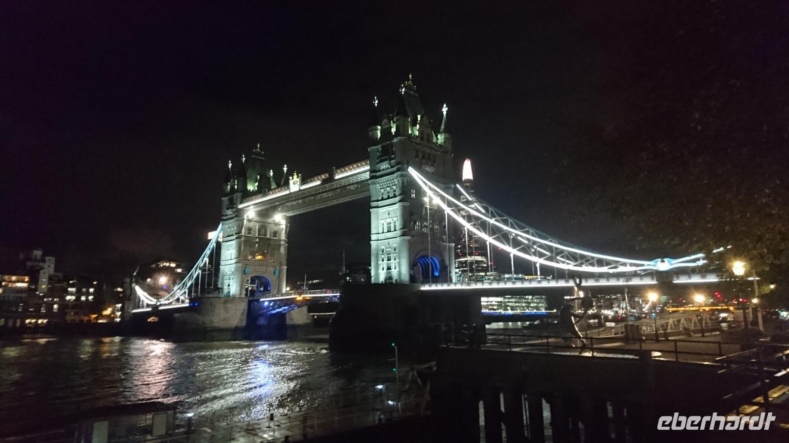 Tower Bridge am Abend