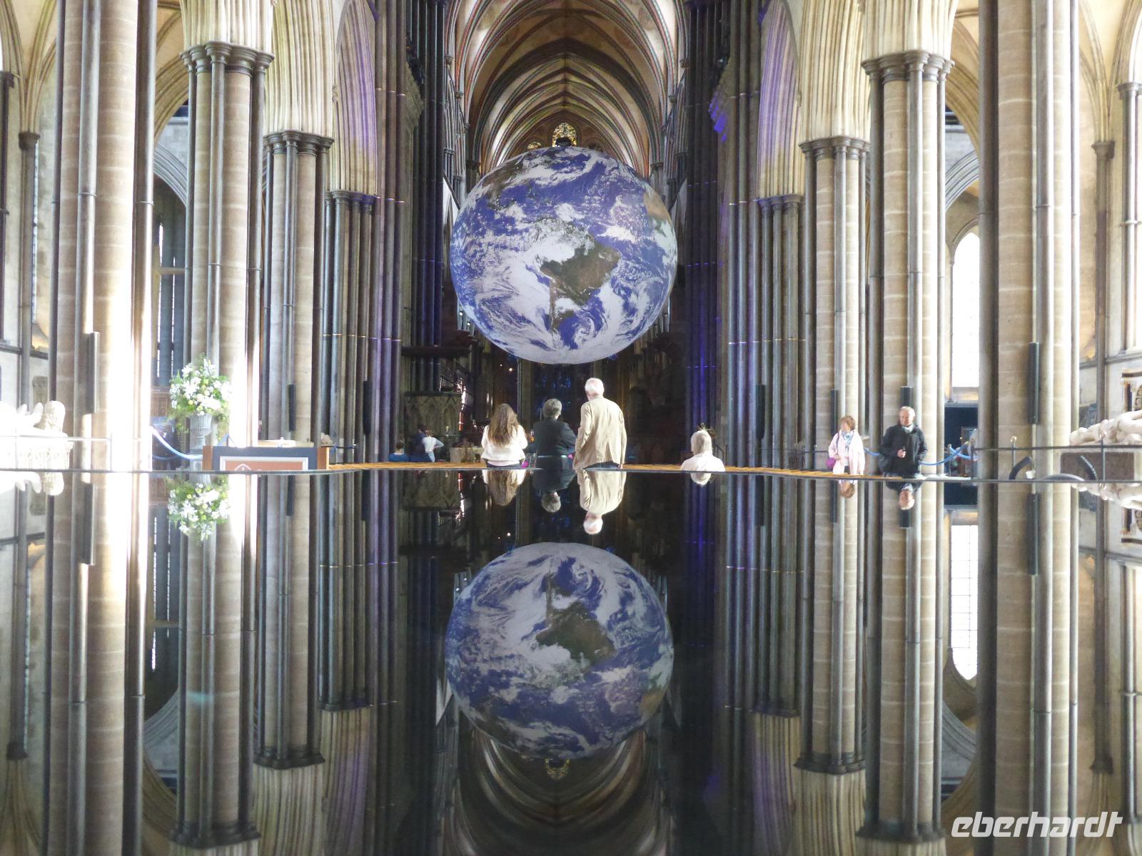 Salisbury - Kathedrale - Taufbecken