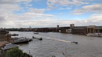 047 London, Blick vom Tower Hotel auf die Themse
