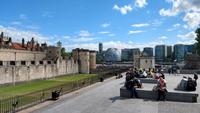 102 London. Blick zum Tower und Rathaus