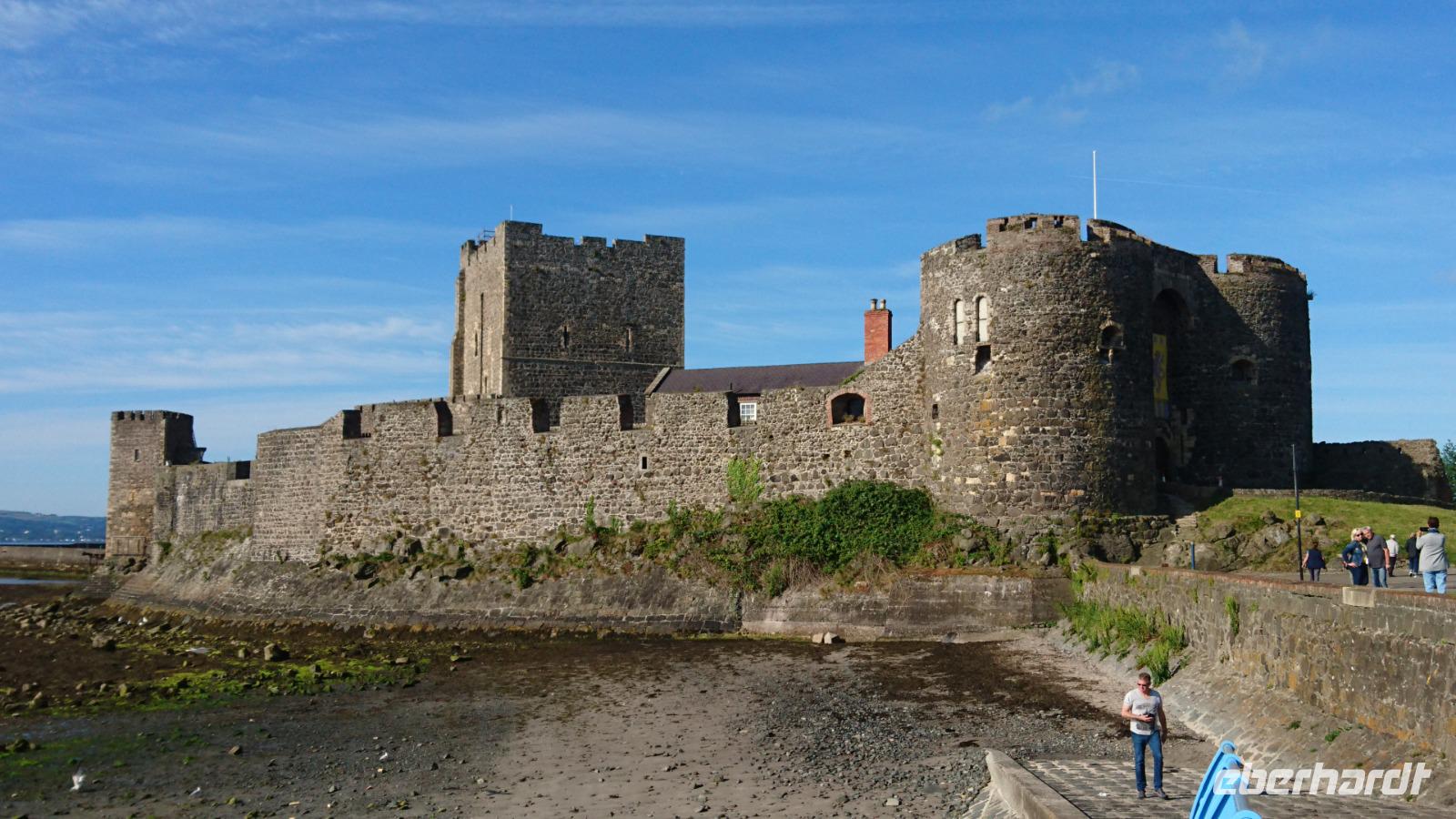 Carrickfergus Castle, von Oma Elli an Enkel Willi samt Baron-Titel zur Hochzeit verschenkt.