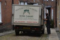 Milchlieferung an Haushalt