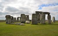Stonehenge wartet