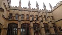 Hier entstand ein teil der Harry-Potter-Filme: alte Bibliothek Oxford
