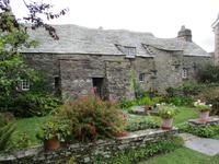 Im Garten des alten Postoffice in Tintagel