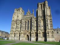 Westfassade der Kathedrakle in Wells