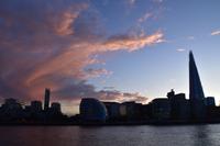 067 London, Towerbridge-Building, Rathaus und The Shard am Abend