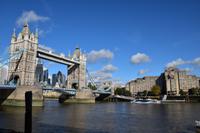 102 London, Tower Bridge mit Guoman Tower Hotel