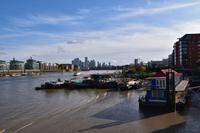 108 London, Blick Themse abwärts nach Canary Warf