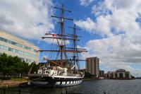 187 Cardiff, Hafen