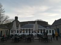 Stadtrundfahrt in Edinburgh - Am Palace of Holyroodhouse