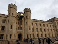 der Tower of London mit den britischen Kronjuwelen (12)