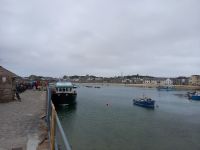 Gruppe bereit zum Übersetzen