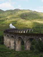 Jacobite Steam Train auf dem Glenfinnan Viaduct