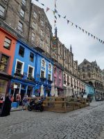 Edinburgh: Victoria Street
