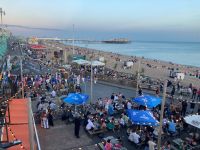 allabendliche Party in Brighton