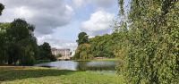 20220828 104758 durch den St. James Park zum Buckingham Palace