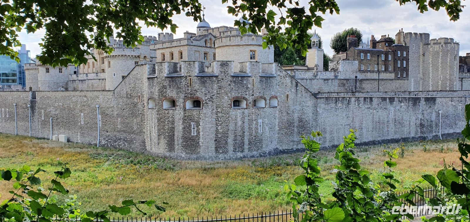 20220829 094110 der Tower of London mit Superbloom