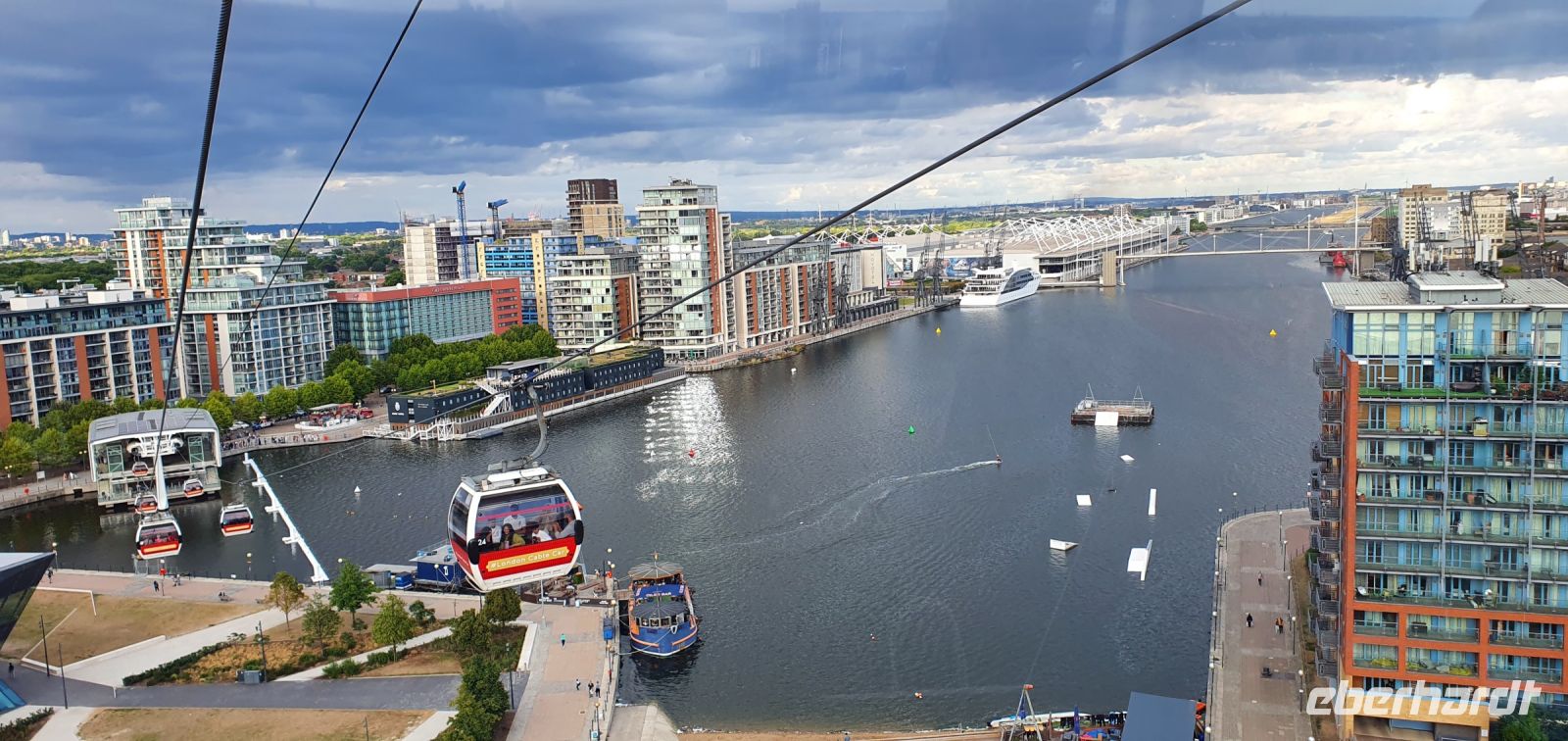 20220829 175311 Fahrt mit der Seilbahn über die Themse