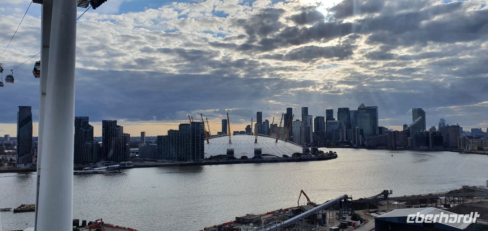 20220829 175616 Fahrt mit der Seilbahn über die Themse