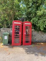 historische Telefonzellen in Dornoch