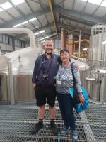 Reiseleiter und guide der Distillery