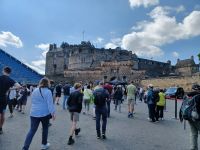 vor dem Castle in Edinburgh