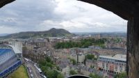 20230710_161808.jpg Arthurs Seat vom Edinburgh Castle aus