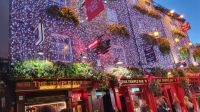 20230718 215209 Dublin- Temple Bar am Abend
